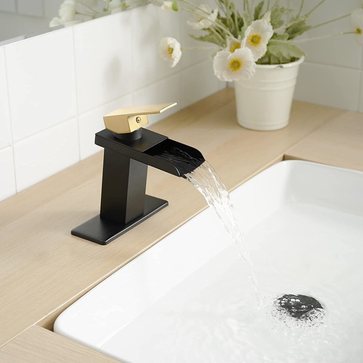 Single Handle Single Hole Bathroom Faucet Matte Black & Gold - buyfaucet.com