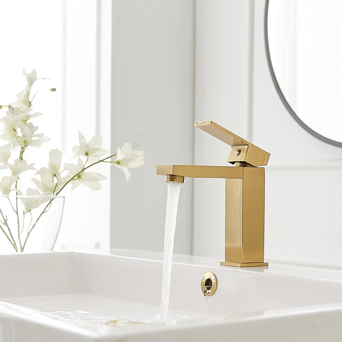 Single Hole Single-Handle Bathroom Faucet in Brushed Gold - buyfaucet.com